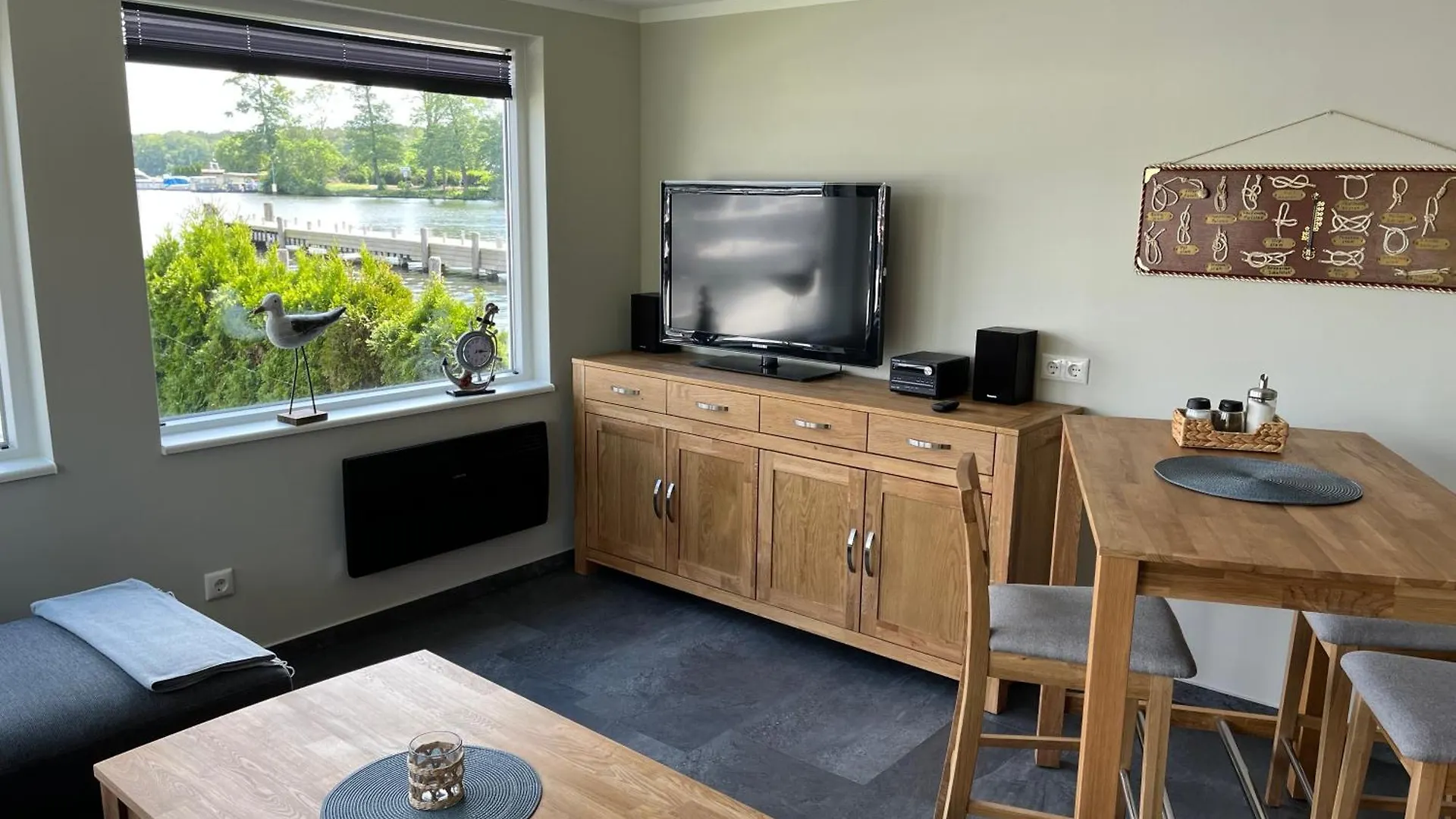Bungalow Direkt Am See - Toilette Und Dusche In Separatem Gebaeude Berlin